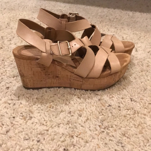 clarks artisan wedge